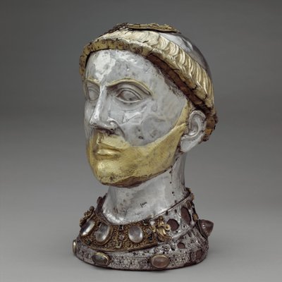 Reliekschrijnbuste van Sint Yrieix, c.1220-40 (verguld zilver met bergkristal, edelstenen en glas) door French School