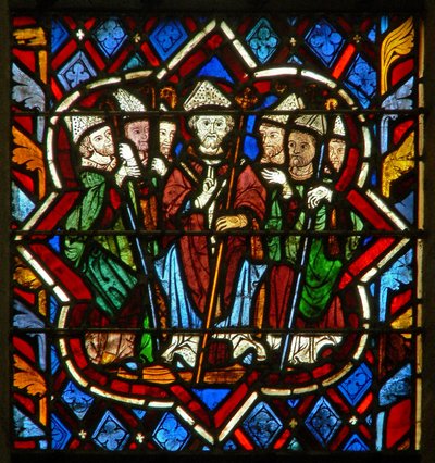 Scène in het oostelijke raam met St. Magliore, een bisschop van Dol door French School