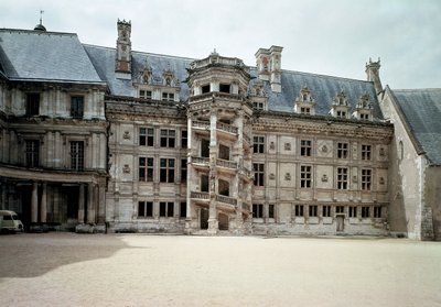 Zuidoostgevel van de Francois I-vleugel door French School