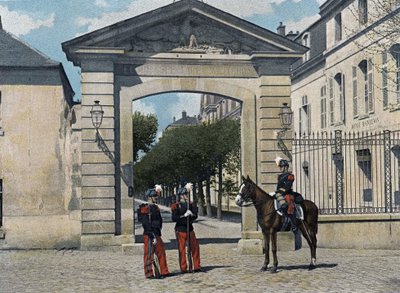 Speciale militaire school van Saint-Cyr (Saint Cyr), interne dienst: Infanterie- en cavalerieleerlingen in grote dienstkleding (vroeger). In 