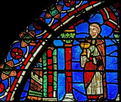 St. Cheron raam: priester met kelk door French School