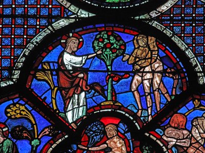 Het raam van de barmhartige Samaritaan: God verbiedt Adam en Eva de vrucht van de boom te eten door French School
