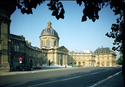 Uitzicht op het Institut de France vanaf de Quai Conti, gebouwd door Francois d