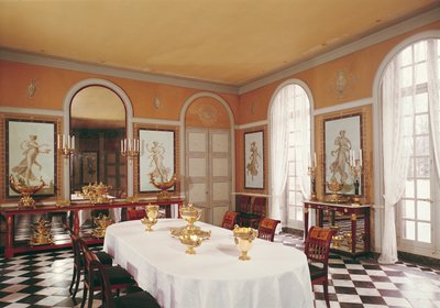 Uitzicht op de eetkamer met Pompeiaanse fresco