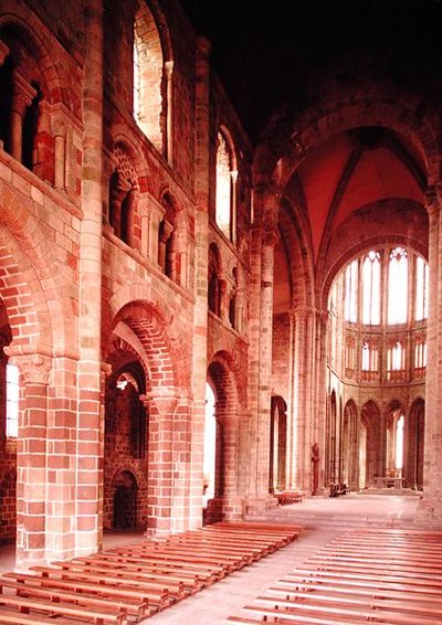 Uitzicht op het schip vanuit het koor, 1020-1135 door French School