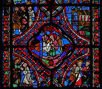 Raam met de tweede sectie van het St. Jacobus raam, w5: in het midden zijn de spijkers van de Passie; Philetus wordt bekeerd; Hermogenes met St. Jacobus; een kerk; St. Jacobus met 2 mannen door French School