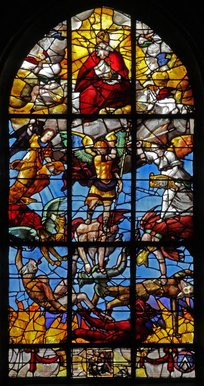Raam w12 met St. Michael en de opstandige engelen door French School