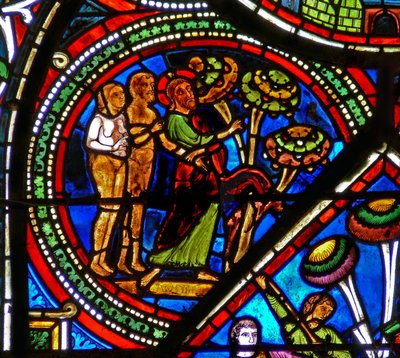Raam w15 met het Barmhartige Samaritaan raam: God wijst Adam en Eva op de verboden vrucht door French School