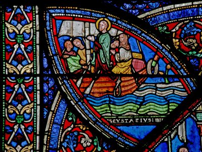 Raam w21 met een scène uit het leven van St. Eustache: hij vertrekt met zijn familie naar Egypte door French School
