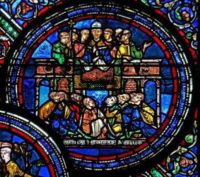 Raam w23 met St. Thomas Becket die preekt door French School