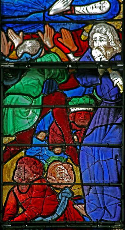 Raam w4 met de Begrafenis van de Maagd Maria en het omkeren van de kist (de Jongen uit Bourges) door French School