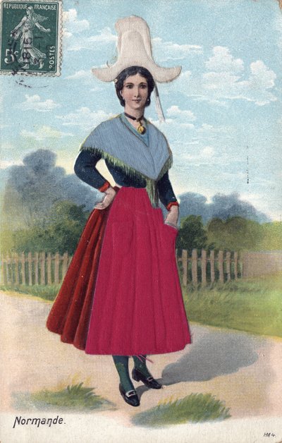 Vrouw in traditionele klederdracht uit Normandië ca. 1910 door French School