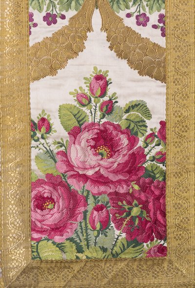 Kazule van een liturgisch ensemble aangeboden door Louis-Philippe (1810) door French School