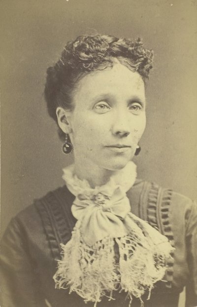 Zonder Titel Portret van Vrouw door G. C. Gilchrest
