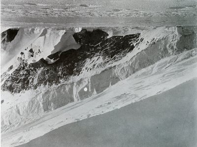 Helling van de Warning-gletsjer, ca. 1911, 1913 door G. Murray Levick