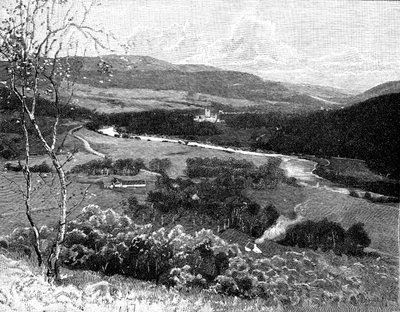 Balmoral Kasteel vanaf Craig Nordie, Schotland, 1900 door G. W. Wilson and Company
