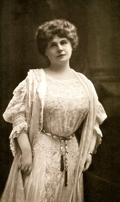 Marie Corelli, Britse romanschrijfster door Gabell