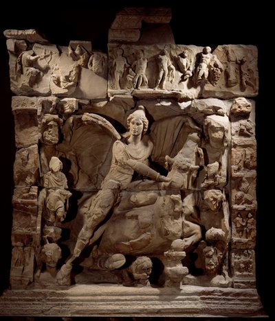 Gallo-Romeinse kunst: reliëf dat Mithra de god van het licht met de stier afbeeldt door Gallo Roman