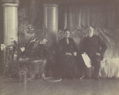 De heer en mevrouw Charles E. Tiffany in de studio van Louis C. Tiffany door George Collins Cox