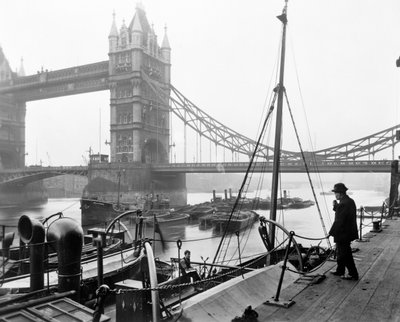 Tower Bridge, Stepney, Tower Hamlets, Londen door George Davison Reid