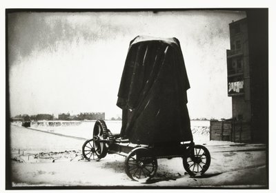 Cementmolen in een winterlandschap bij de Overtoom in Amsterdam door George Hendrik Breitner