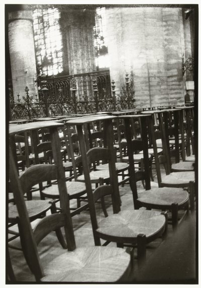 Kerkinterieur in Frankrijk door George Hendrik Breitner