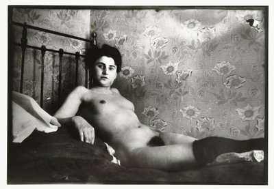 Portret van een liggend vrouwelijk naakt door George Hendrik Breitner