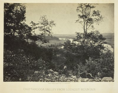 De vallei van Chattanooga vanaf Lookout Mountain door George N. Barnard