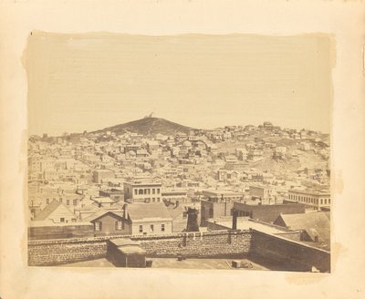 Uitzicht op Stockton Street en Telegraph Hill, genomen vanaf de hoek Stockton Street en Sacramento Street. door George R. Fardon