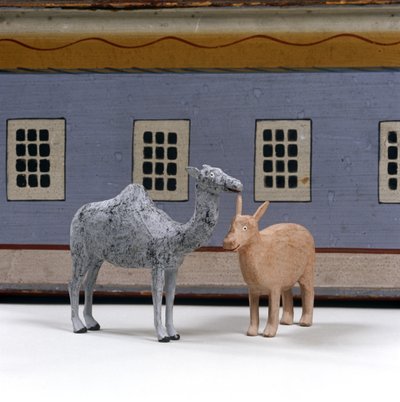Kameel en neushoorn voor de ark van Noach, ca. 1840 (beschilderd hout) door German School