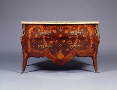 Een van een paar marqueterie en parket commodes, ca. 1765 door German School