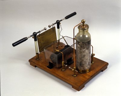 Fysica: Hertz-machine (Heinrich Hertz Duitse natuurkundige) door German School
