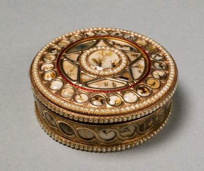 Ronde snuifdoos, ca. 1800-30 door German School