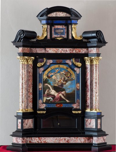 Klok met voorstelling van Sint Hiëronymus die luistert naar de trompet van het laatste oordeel. Schilderij door Giacinto Brandi (1621-1691). Structuur en mechanisme gerealiseerd door Giuseppe Campani - 17e eeuw. Dim 128x100x44 cm Genua musei di strada nuov door Giacinto Brandi