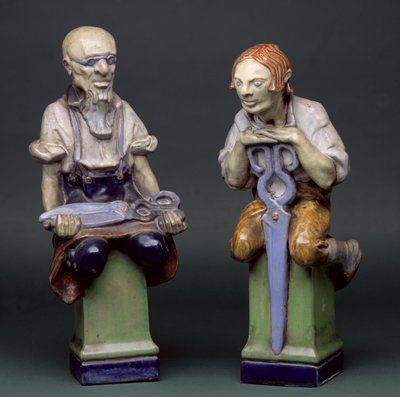 De twee kleermakers - meester en leerling, Doulton door Gilbert Bayes