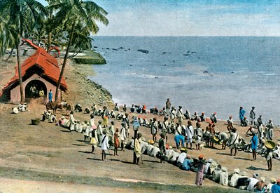 Gemeenschappelijke dorpsmaaltijd, Andamanen en Nicobaren, Indische Oceaan, ca. 1890 door Gillot