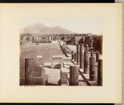 Burgerforum (Pompeii) door Giorgio Sommer