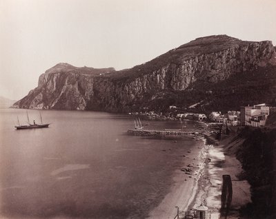 Panoramisch uitzicht op Capri door Giorgio Sommer