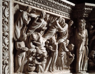 Detail van de reliëfs van de Stoel gemaakt door Giovanni Pisano (1248-1314): de annunciatie, de visitatie en de geboorte van Johannes de Doper door Giovanni Pisano