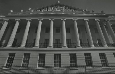 Cumberland Terrace, Regents Park, Londen jaren 1950 door Godfrey Macdominic