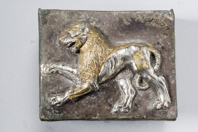 Deksel van een doos, Hellenistisch (gedeeltelijk verguld zilver) door Greek
