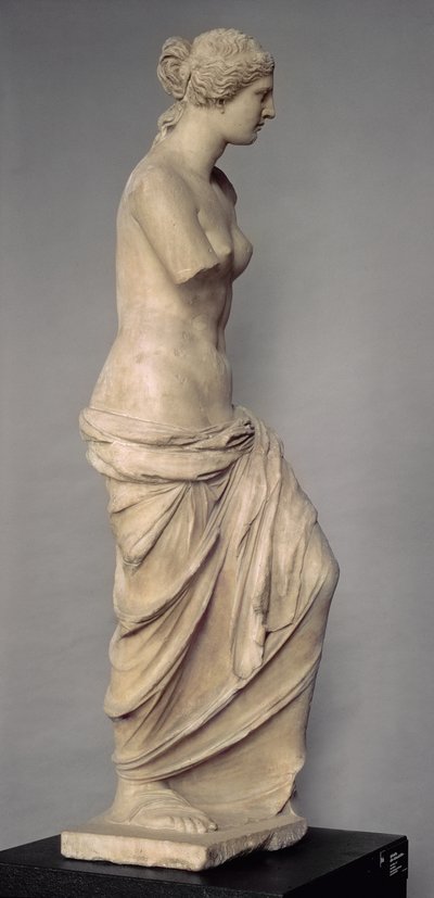 Venus de Milo, zijaanzicht, Grieks, Hellenistische periode, c.100-130 v.Chr. door Greek
