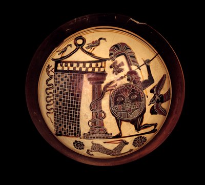 Griekse kunst: Laconische beker met zwarte figuren die Cadmos vechtend met de draak van Thebe of Apollo en de slang Python voorstellen door Greek School