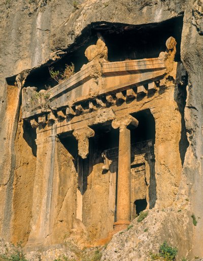 Lycische rotsgraf door Greek School