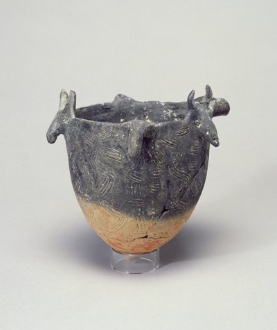 Tulpenkom, met stierenkoppen, Cyprus, 2400-2200 v.Chr. door Greek School