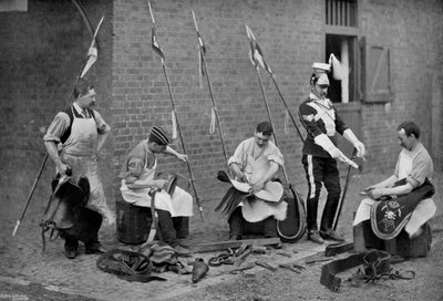 Zadelmakers van de 17e Lancers aan het werk, 1896 door Gregory and Co