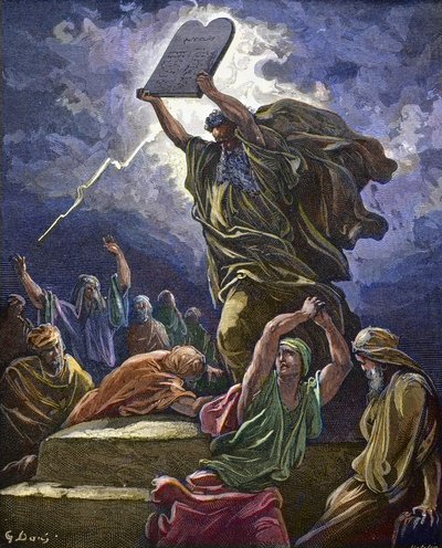 Mozes vindt het Joodse volk dat het gouden kalf aanbidt en breekt de tafelen van de wet - Mozes breekt de tafelen van de wet - Gustave Dore (1832-1883) door Gustave Dore