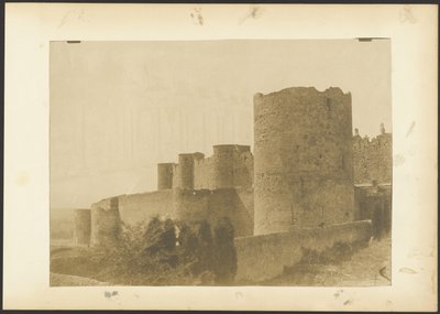 [Wallen van Carcassone]. door Gustave Le Gray