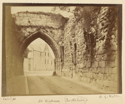 St Andrews, Perthshire door H. G. Watson