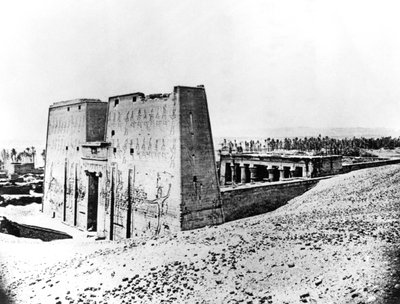 Edfu, Nubië, Egypte, 1887 door Georges Henri Bechard